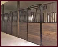 Half Grille Door Stall with Open Yoke